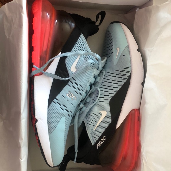 Nike Shoes - Women Air Max 270